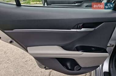 Седан Toyota Camry 2018 в 