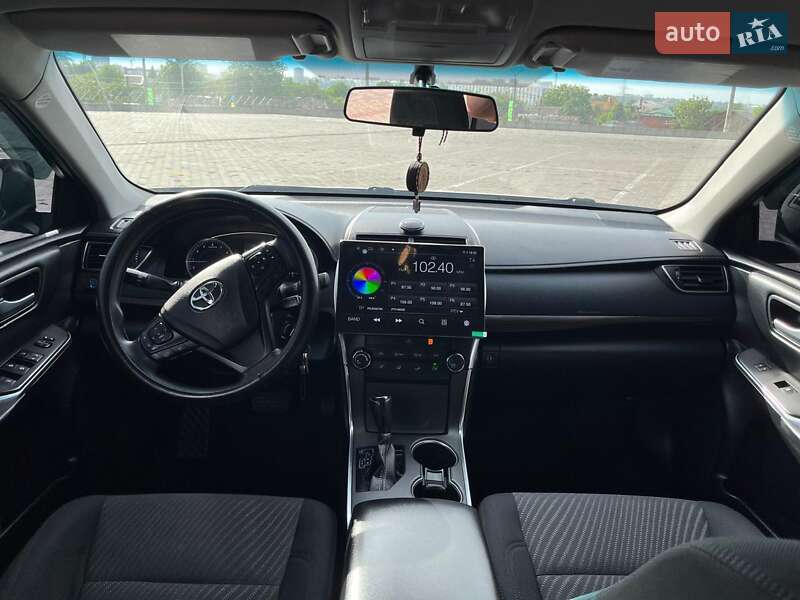 Седан Toyota Camry 2016 в Харкові
