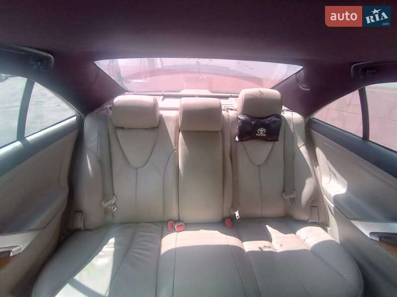 Седан Toyota Camry 2006 в Києві
