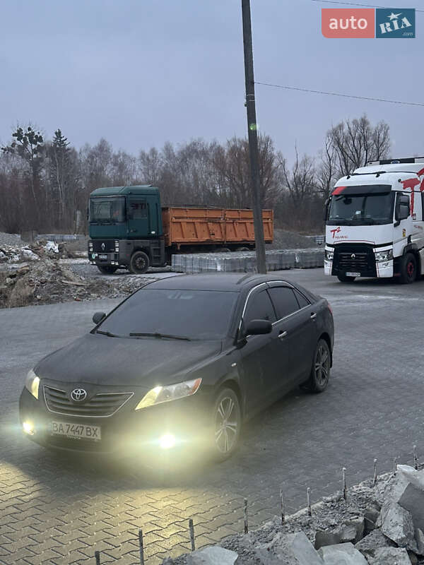 Седан Toyota Camry 2007 в 