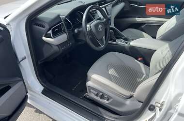 Седан Toyota Camry 2019 в 