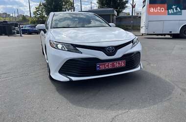 Седан Toyota Camry 2019 в 