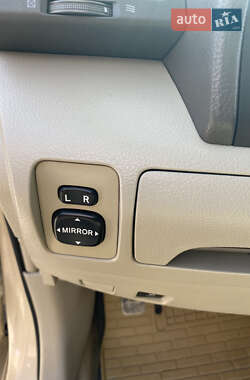 Седан Toyota Camry 2010 в 