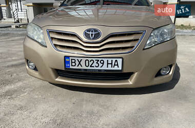 Седан Toyota Camry 2010 в 