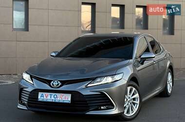Седан Toyota Camry 2022 в 