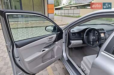 Седан Toyota Camry 2015 в 