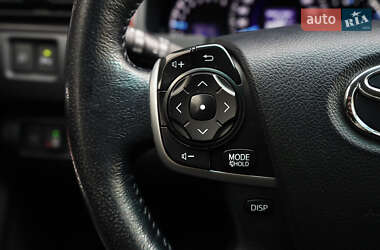 Седан Toyota Camry 2012 в 