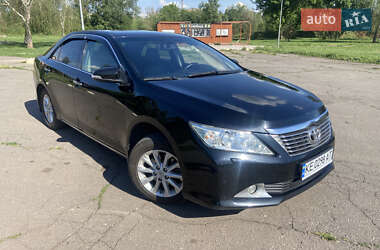Седан Toyota Camry 2011 в Кривом Роге