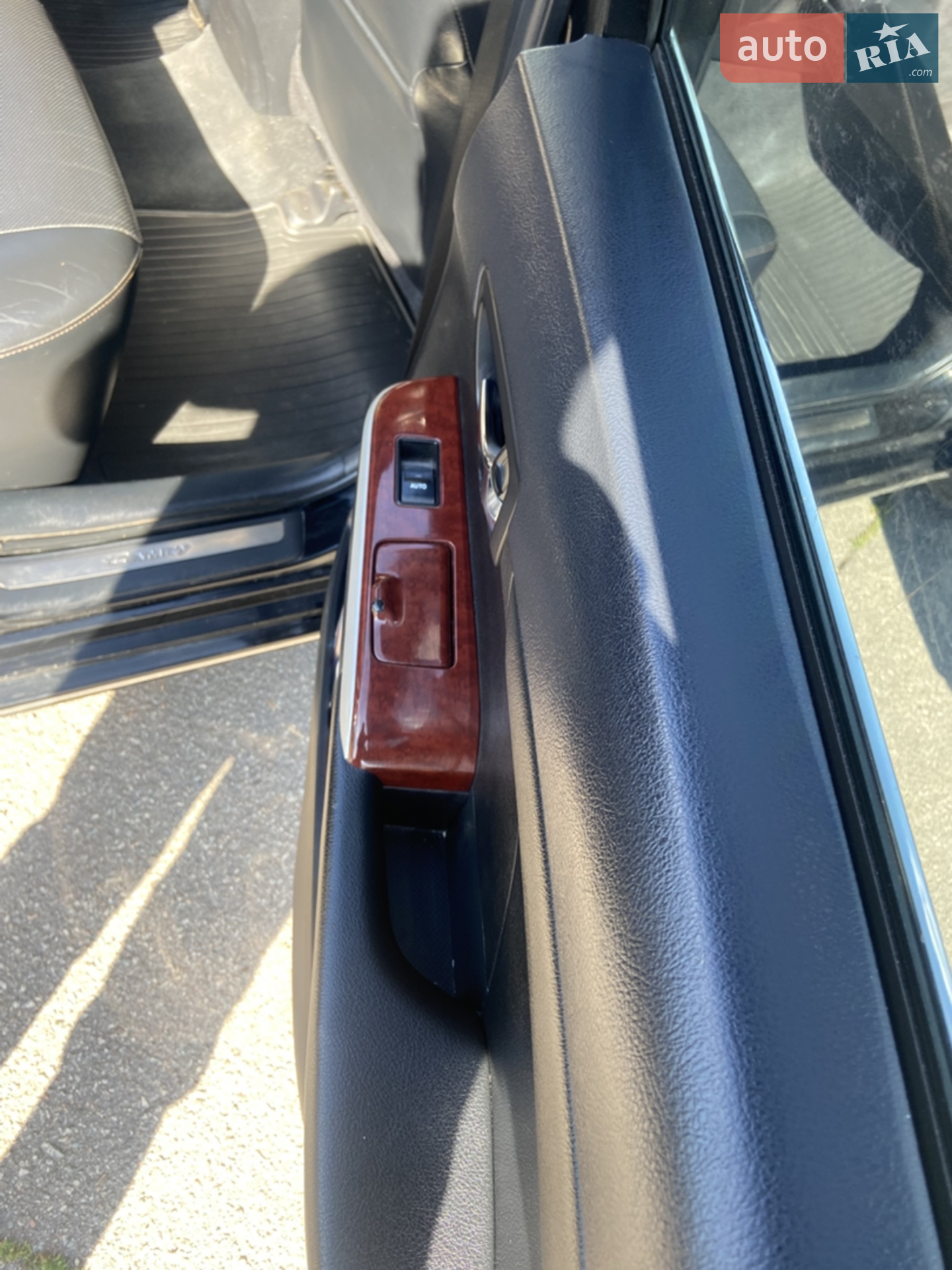 2011 Toyota Camry - мініатюра 16