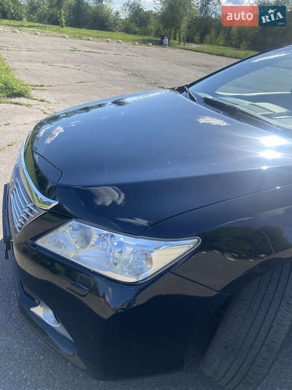 Седан Toyota Camry 2011 в Кривому Розі