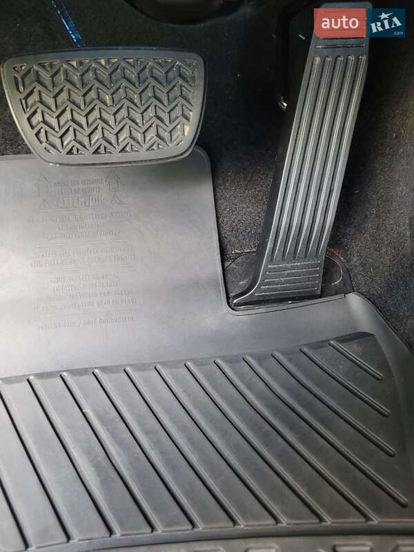 Седан Toyota Camry 2018 в Великій Михайлівці