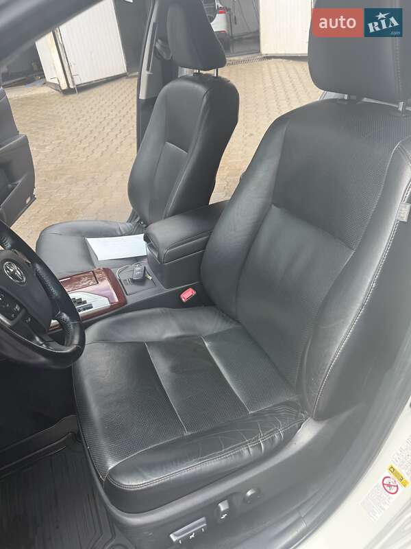 Седан Toyota Camry 2012 в Хмельницькому