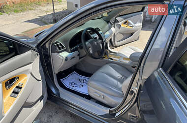 Седан Toyota Camry 2006 в 
