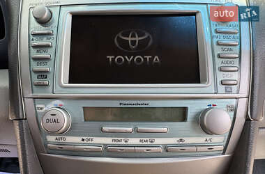 Седан Toyota Camry 2006 в 