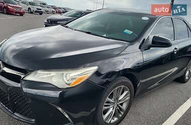 Седан Toyota Camry 2016 в Хмельницком