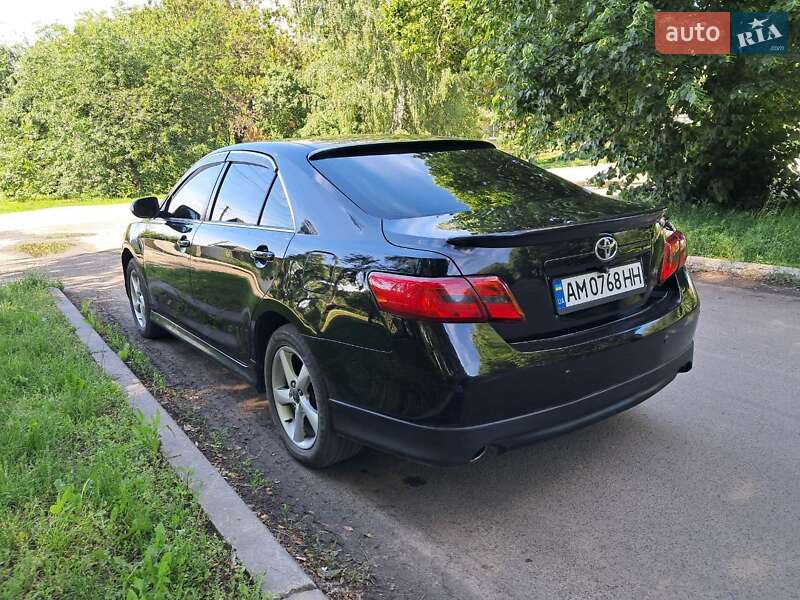 Седан Toyota Camry 2008 в Бобровиці