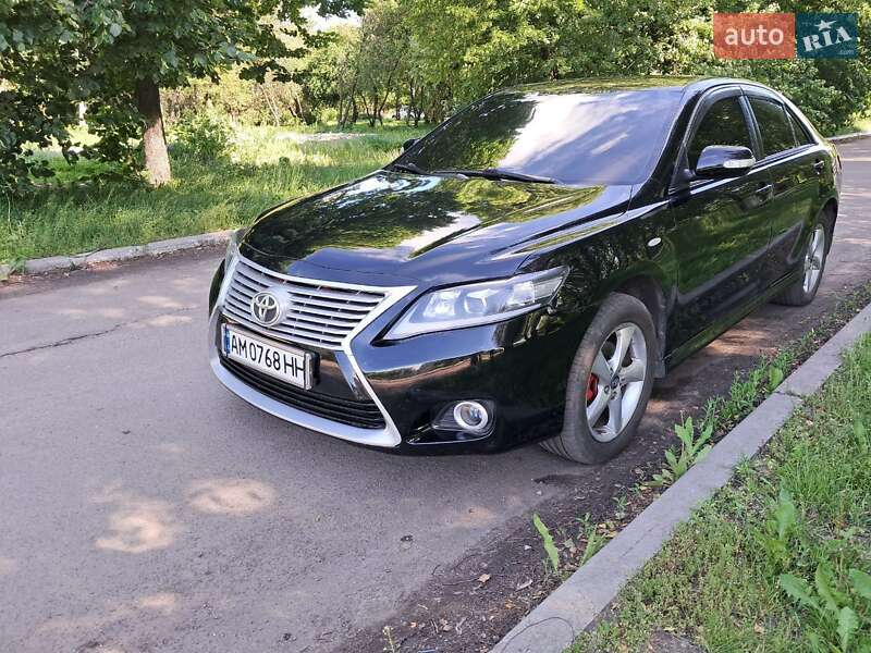 Седан Toyota Camry 2008 в Бобровиці