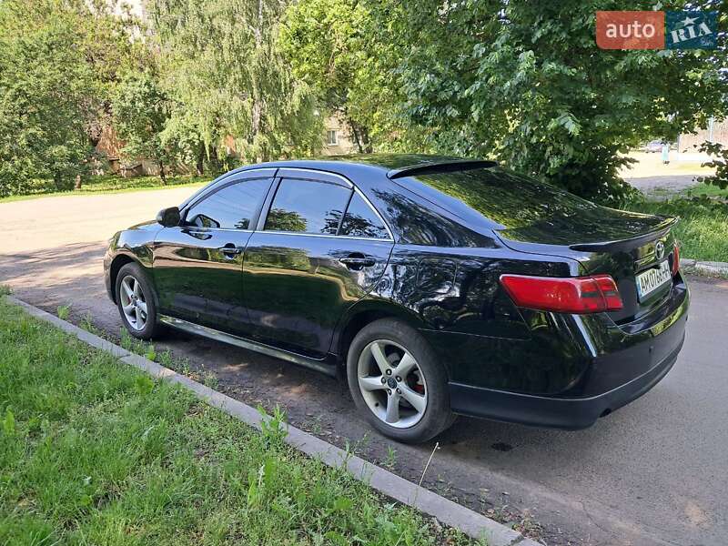 Седан Toyota Camry 2008 в Бобровиці