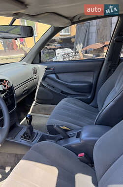 Седан Toyota Camry 1994 в 