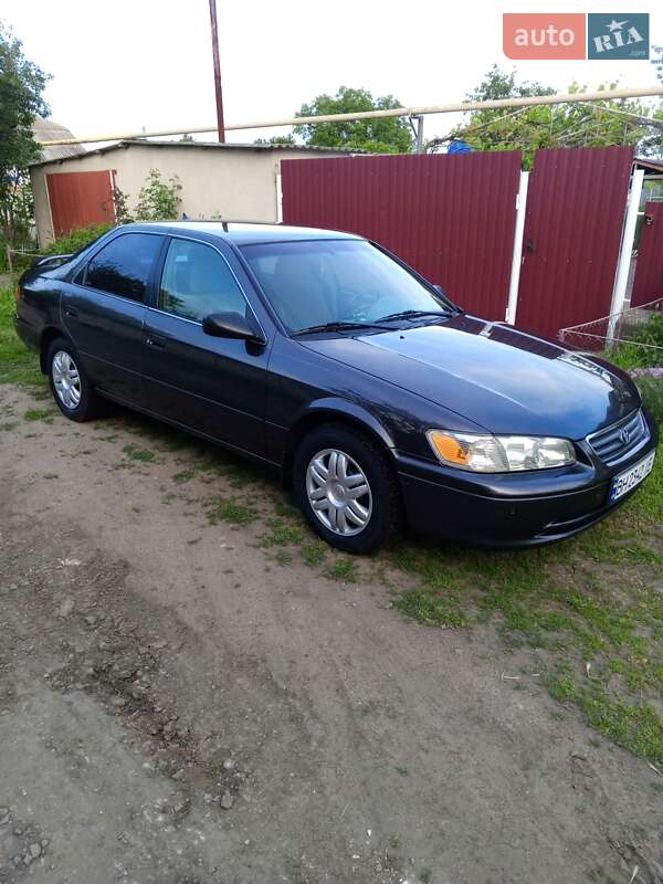 Toyota Camry 2000