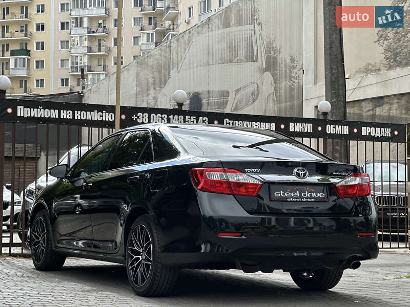 Седан Toyota Camry 2012 в Одессе