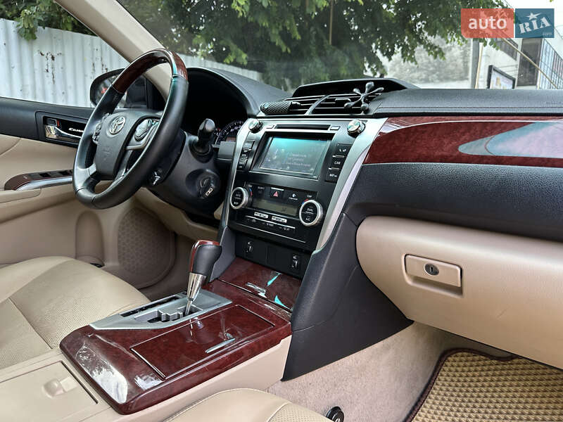 Седан Toyota Camry 2012 в Одессе