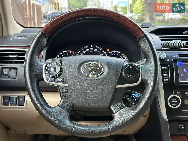 Седан Toyota Camry 2012 в Одессе