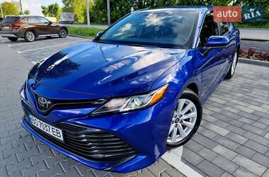 Седан Toyota Camry 2018 в Вінниці