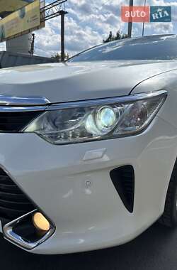 Седан Toyota Camry 2017 в 