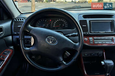 Седан Toyota Camry 2003 в 