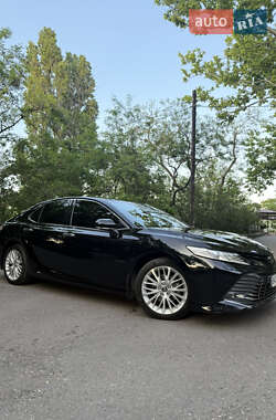 Седан Toyota Camry 2018 в Одессе