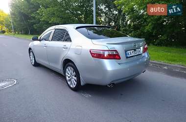 Седан Toyota Camry 2006 в 