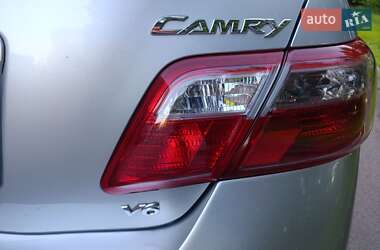 Седан Toyota Camry 2006 в 