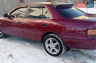 Седан Toyota Camry 1992 в 