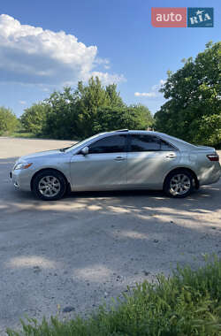 Седан Toyota Camry 2007 в Павлограде