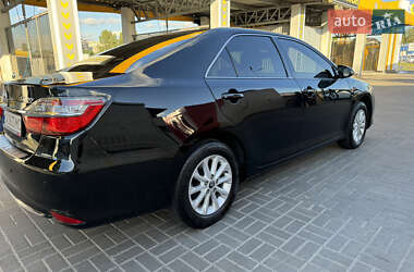 Седан Toyota Camry 2017 в 