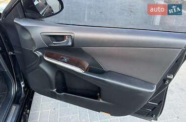 Седан Toyota Camry 2017 в 