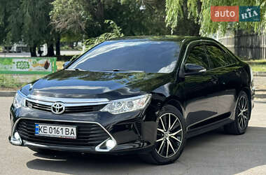 Седан Toyota Camry 2017 в Дніпрі