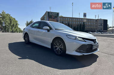 Седан Toyota Camry 2021 в Киеве