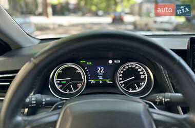 Седан Toyota Camry 2021 в 
