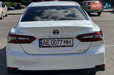 Седан Toyota Camry 2022 в 