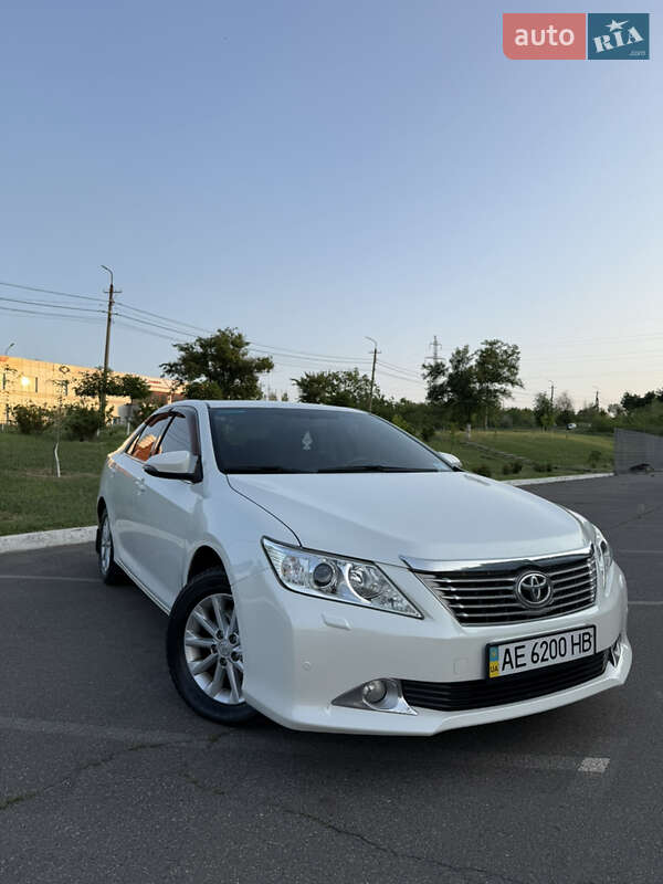 Седан Toyota Camry 2012 в 