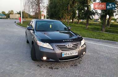 Седан Toyota Camry 2008 в Тульчине