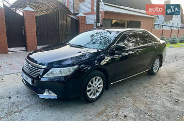 Седан Toyota Camry 2013 в Харькове