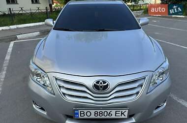 Седан Toyota Camry 2011 в Теребовле