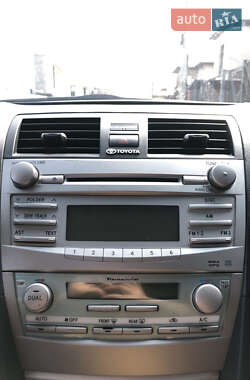 Седан Toyota Camry 2006 в 
