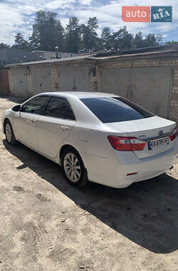 Седан Toyota Camry 2012 в 