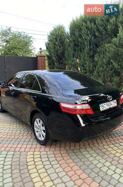 Седан Toyota Camry 2007 в Львове