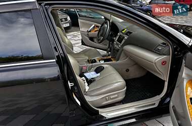 Седан Toyota Camry 2007 в Кривому Розі