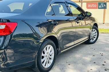 Седан Toyota Camry 2012 в 